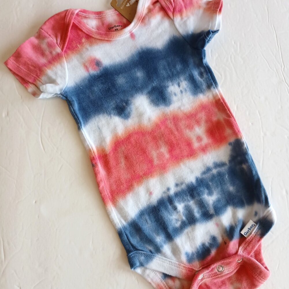 Tie Dye Red White Blue Stripe Baby Snap Crotch Body Suit July 4th 12 Months NWT